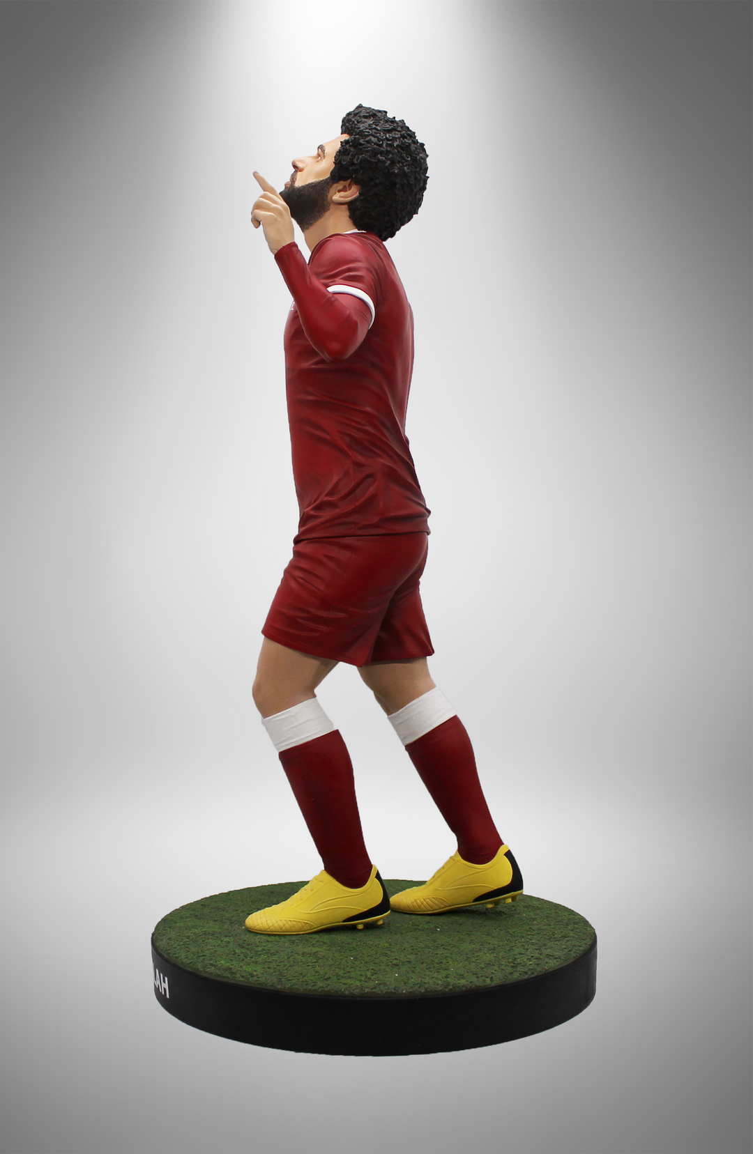 Mohamed Salah - Official Liverpool FC - Football's Finest 60cm Resin Statue